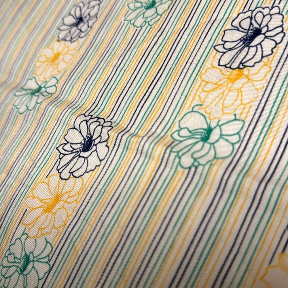 Vintage Italian scarf - Picture 2 of 5